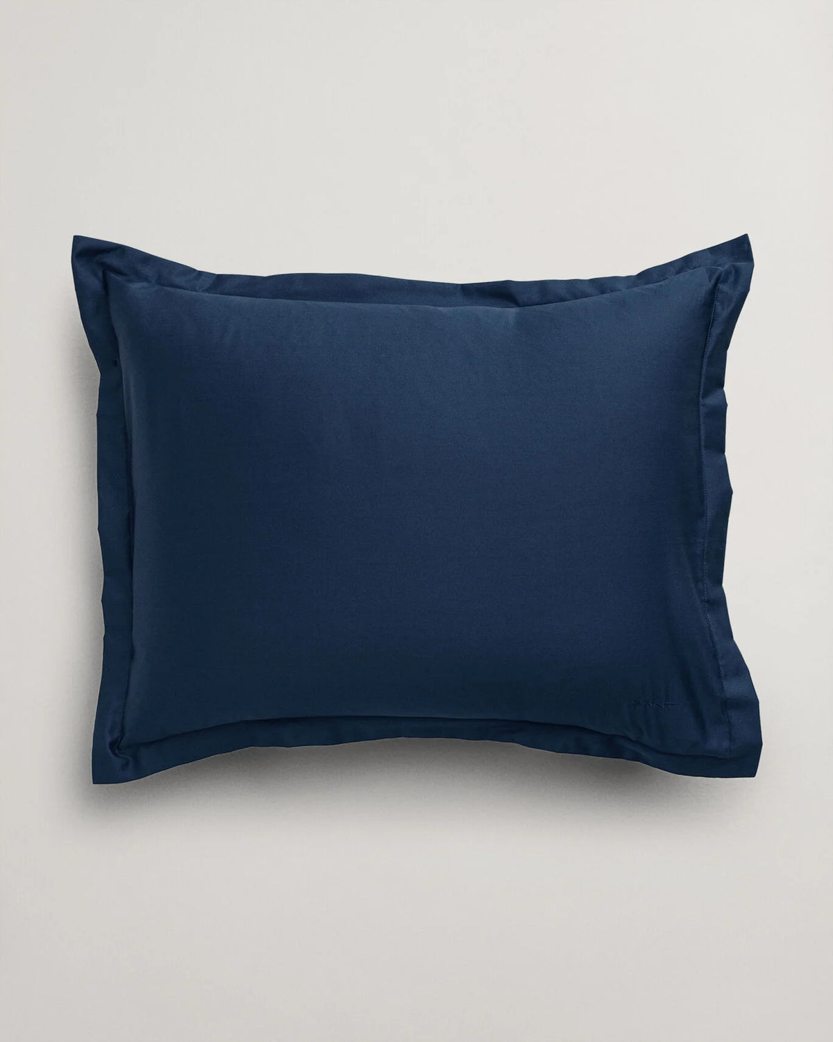 Sateen tyynyliina 50x60 cm, eri sävyissä
