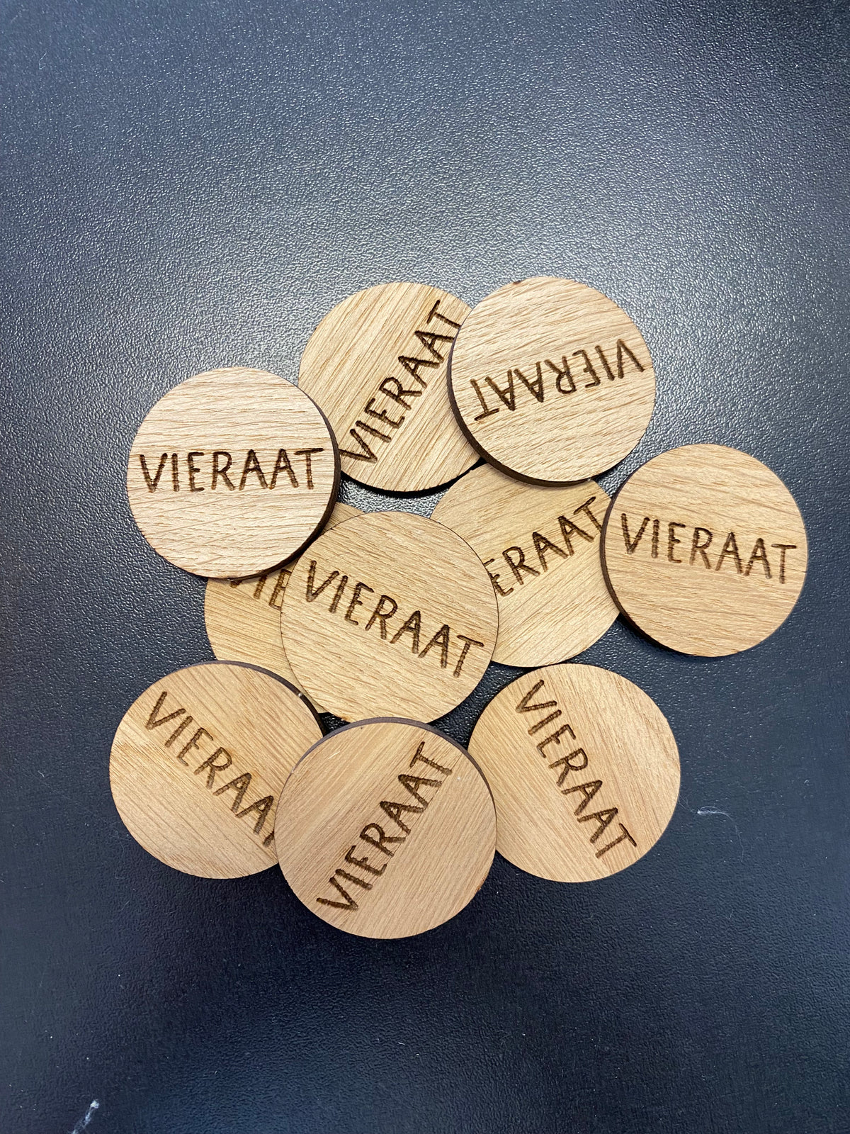 Pyyhekyltit tarrakiinnitys KASVOT